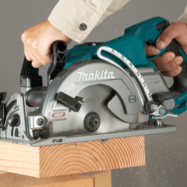 Makita RS001GM101 40V Cordless Circular Saw (Rear Handle) XGT | Makita by KHM Megatools Corp. Makita RS001GM101 40V Cordless Circular Saw (Rear Handle) XGT | Makita by KHM Megatools Corp.